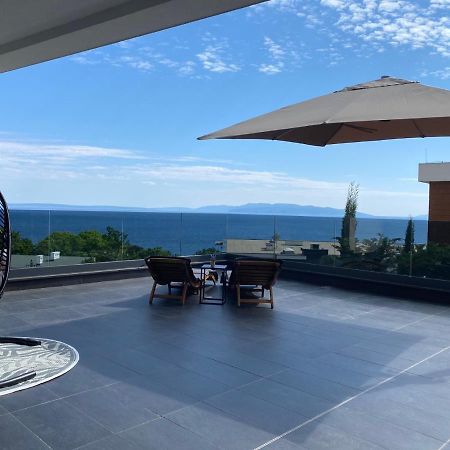 Sea View Deluxe Apartment Rijeka Exterior photo