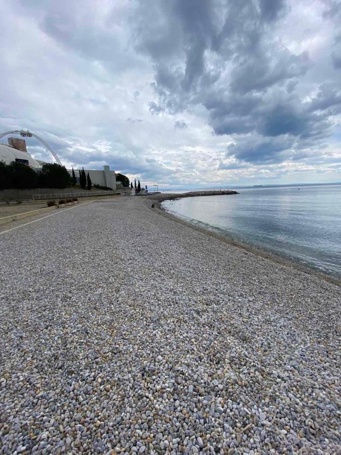 Sea View Deluxe Apartment Rijeka Exterior photo